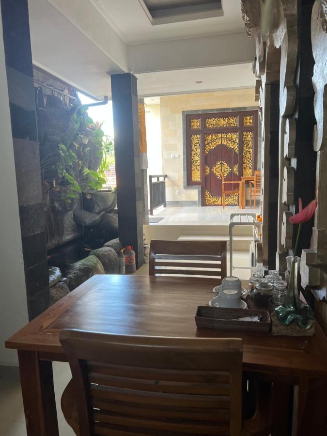 Appartement Oes House à Ubud Extérieur photo