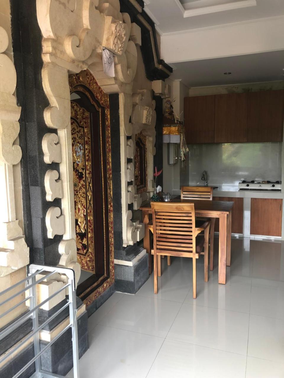 Appartement Oes House à Ubud Extérieur photo